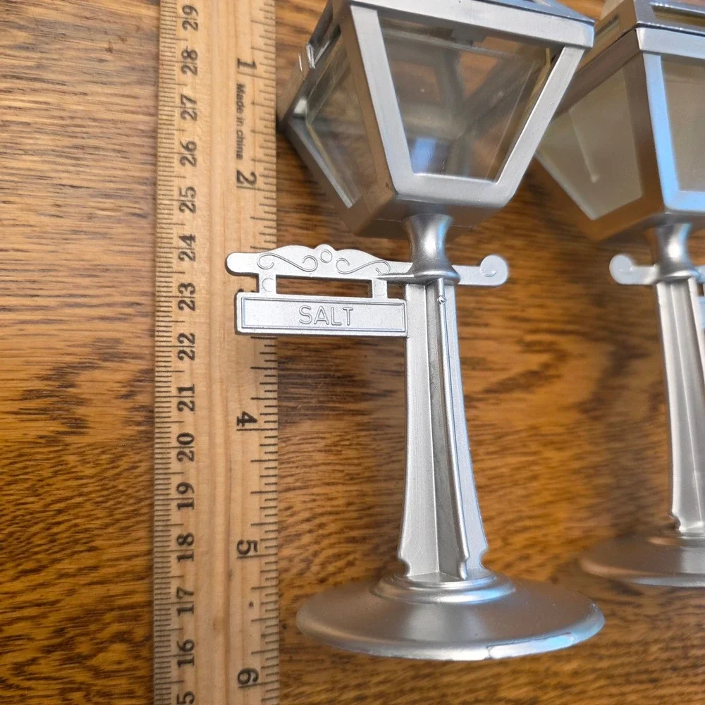Vintage 1950s Street Lamp Salt and‎ Pepper Shakers Silver Lantern Gas Light Set